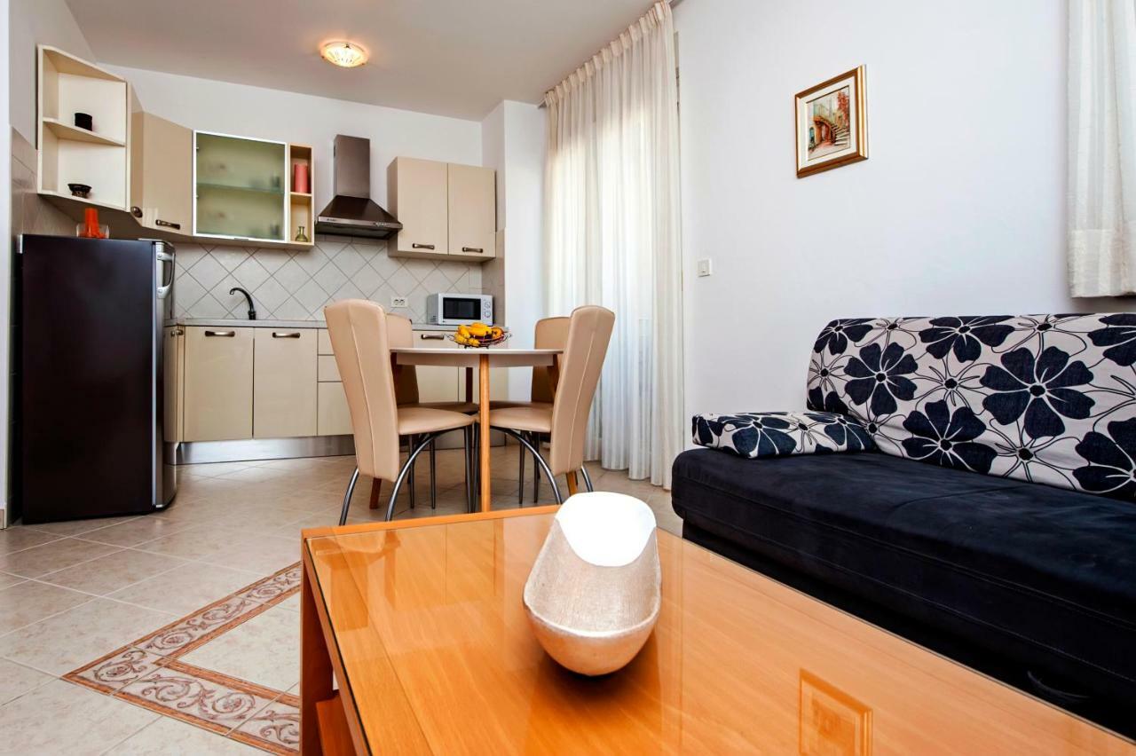 Villa Massilia Rovinj Exterior foto